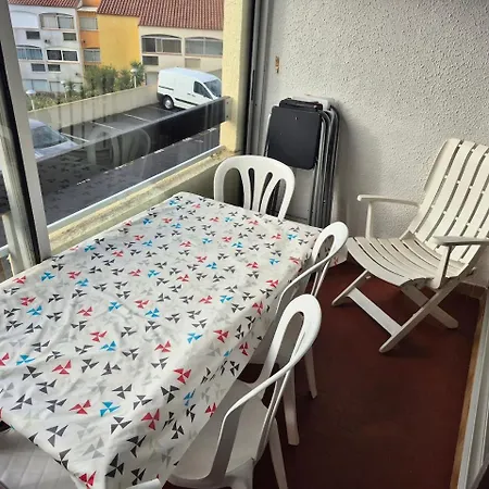 La Désirade J, Rénové Avec Parking, Centre Port Appartement *